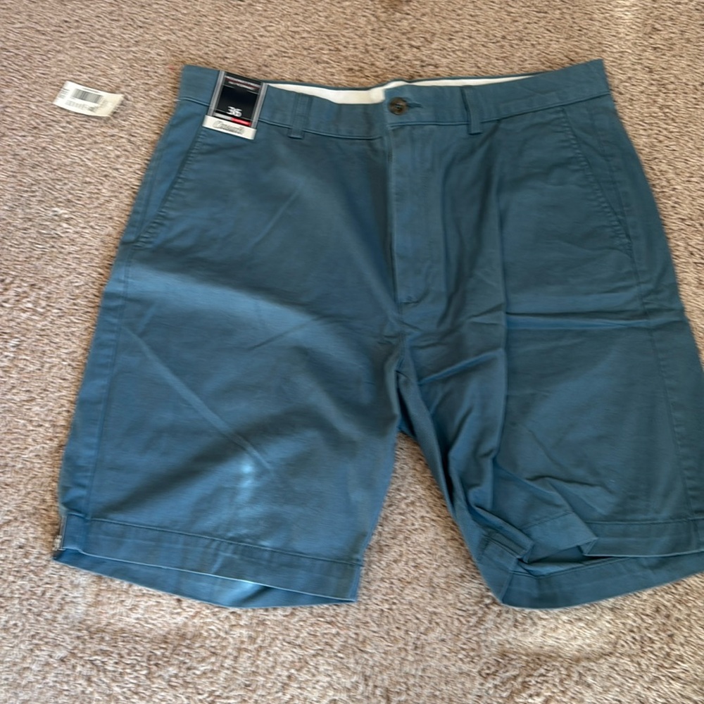 Men’s Roundtree & York shorts